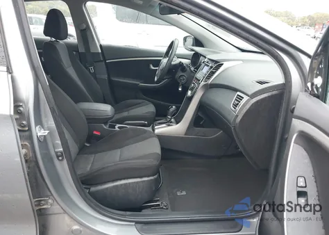 2017 Hyundai Elantra Gt z USA, uszkodzony, nr VIN KMHD35LH7HU383779